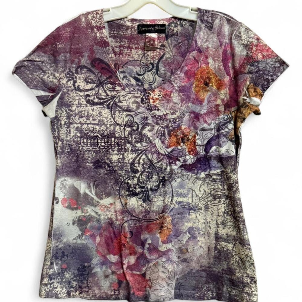 Appropriate Behavior Floral Abstract V-Neck Tee Size Small